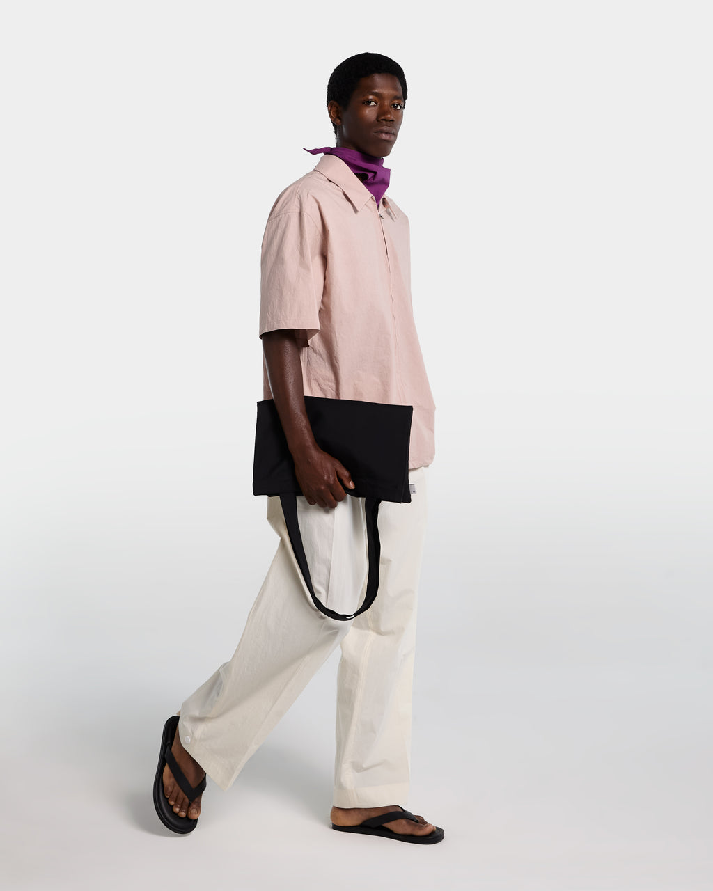 Camicia in popeline rosa con zip e maniche corte
