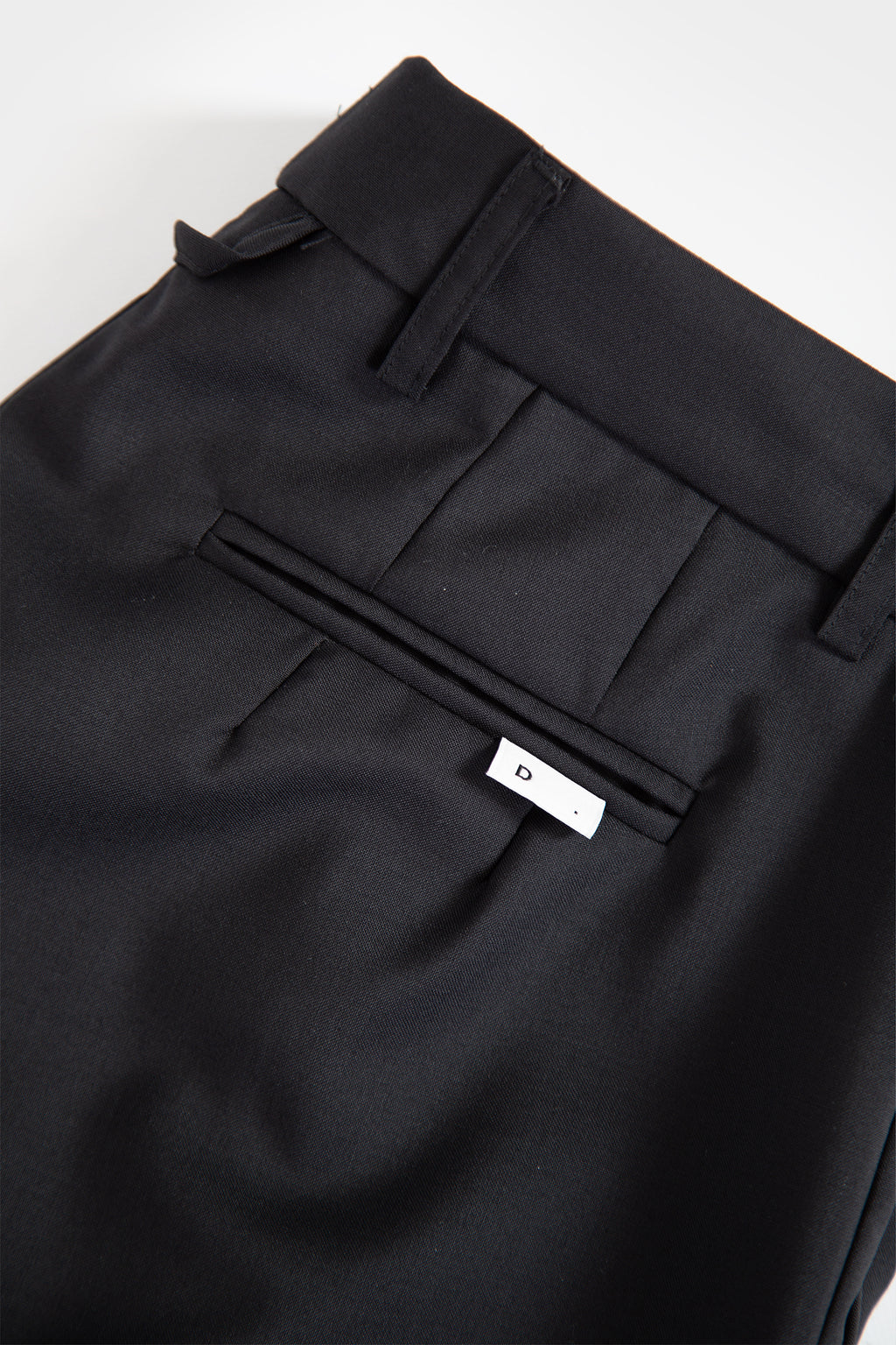 Pantalone nero in frescolana