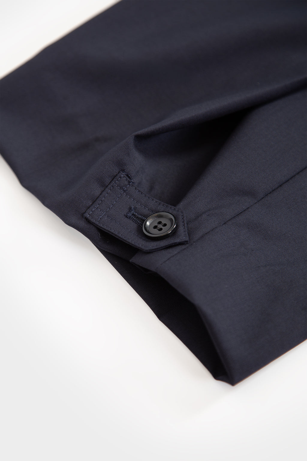 Pantalone blu navy in frescolana con vita regolabile