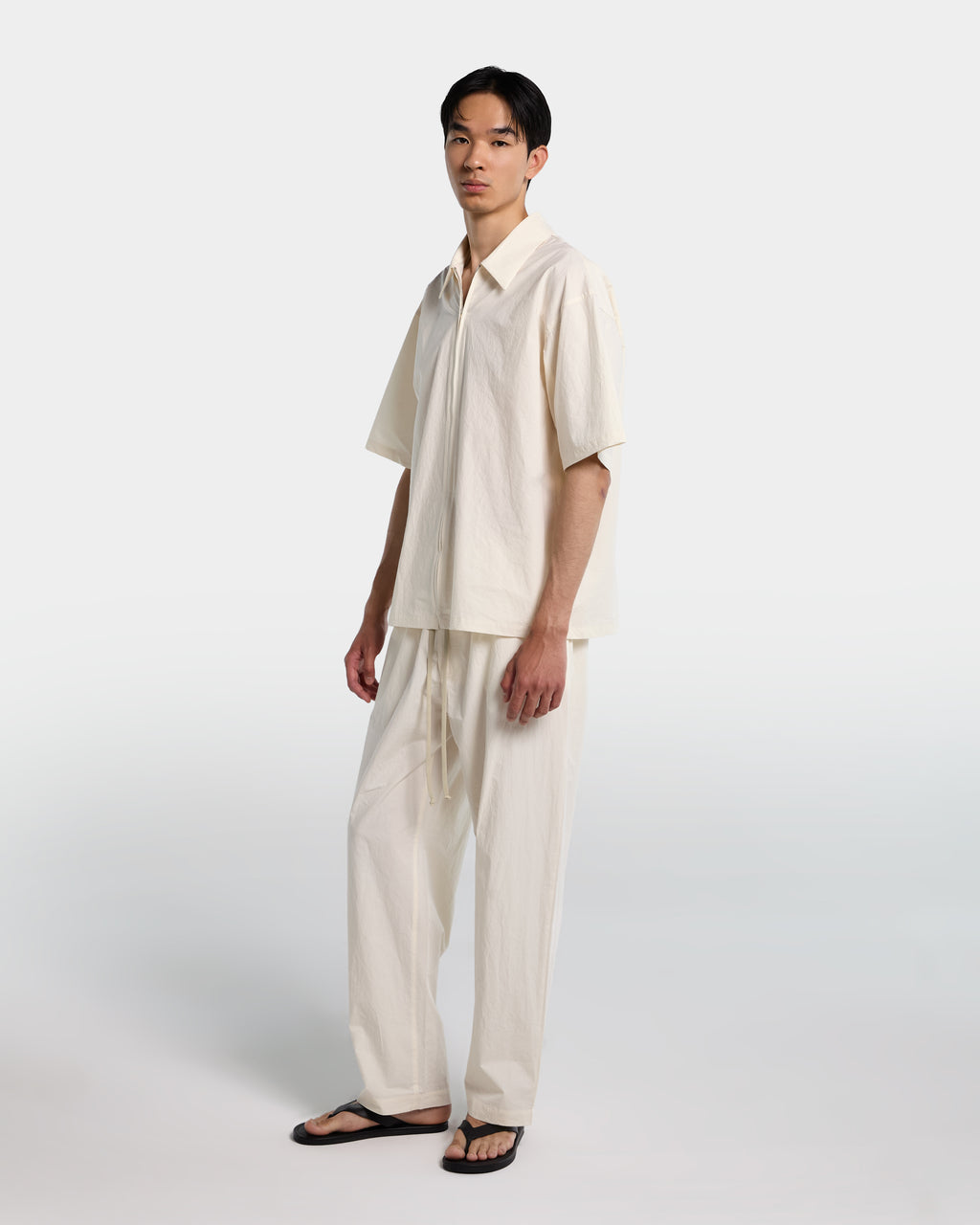 Camicia in popeline panna con zip e maniche corte