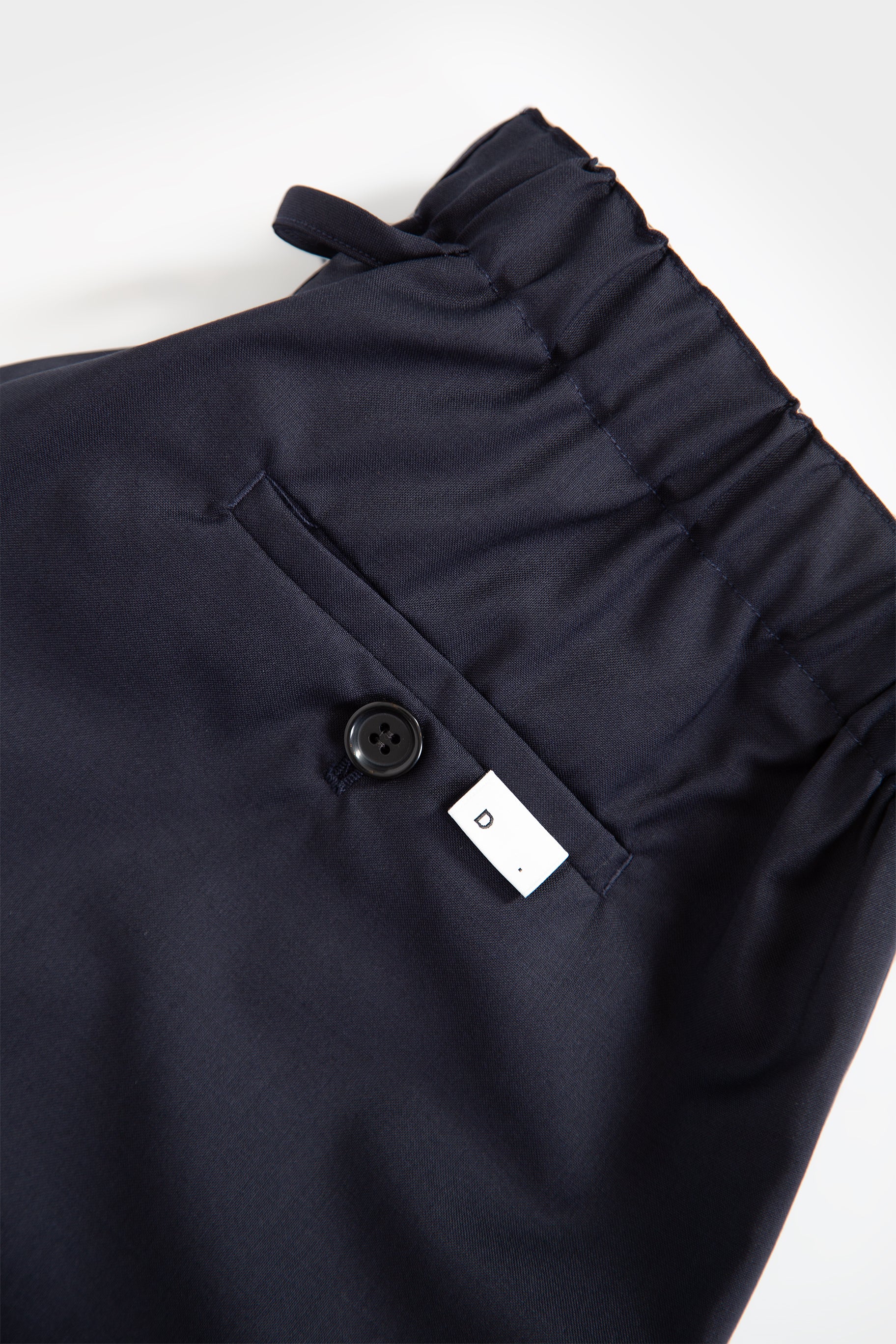 Pantalone loose fit in frescolana blu navy con elastico in vita e coulisse