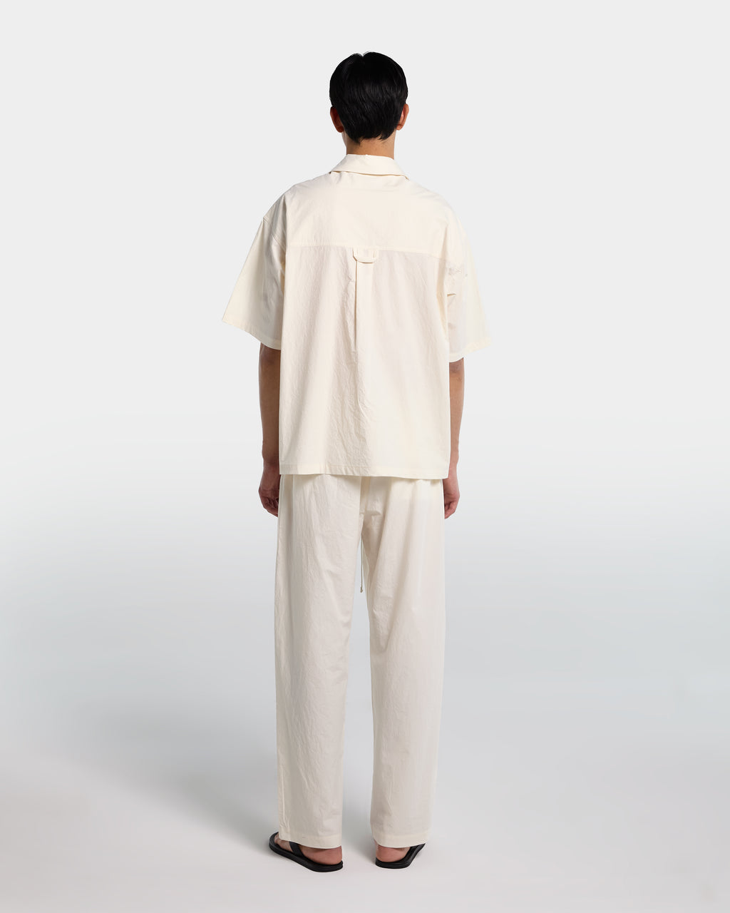 Camicia in popeline panna con zip e maniche corte