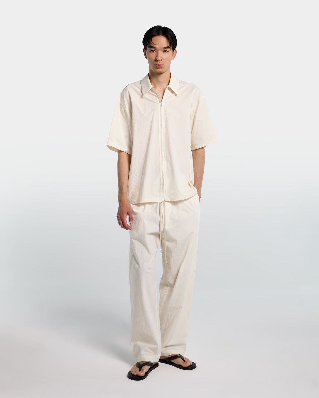 Camicia in popeline panna con zip e maniche corte