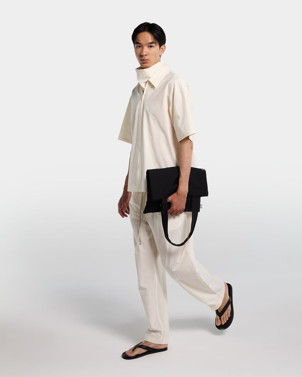 Pantalone loose fit in popeline di cotone panna