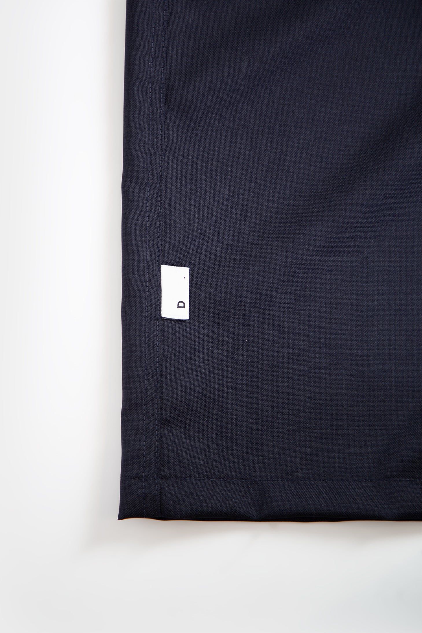 Camicia in frescolana blu navy con zip