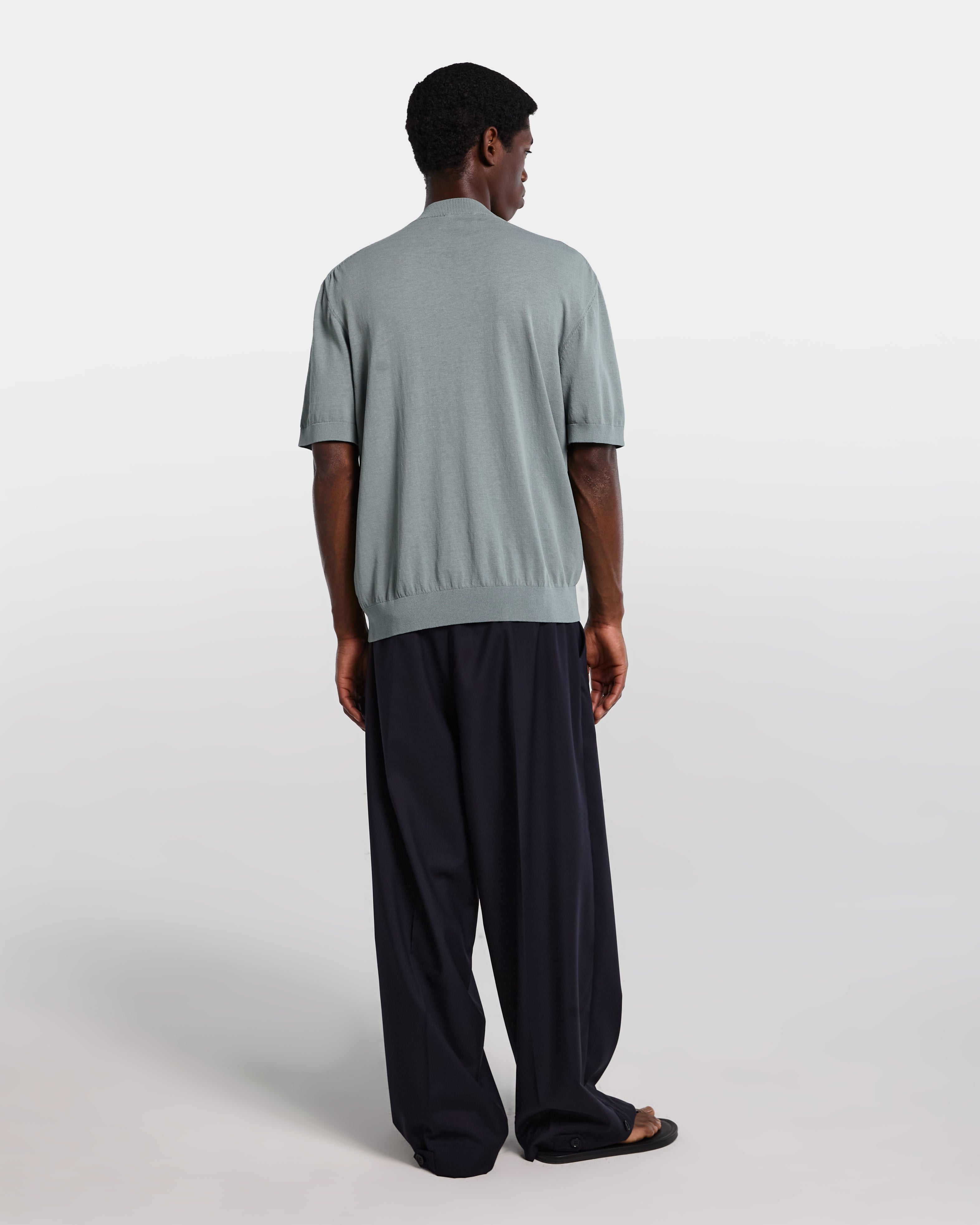 T-shirt in maglia verde salvia