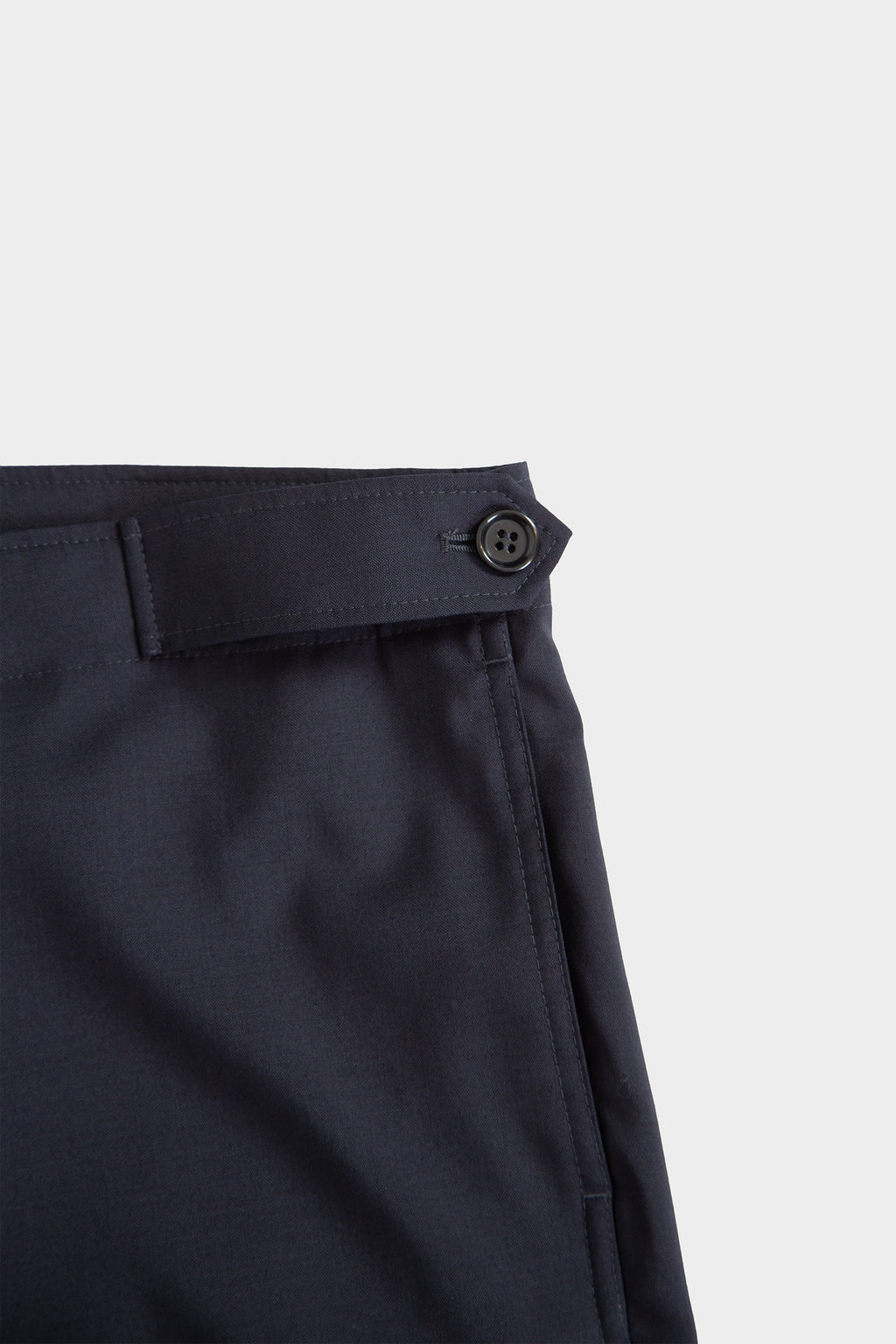 Pantalone in frescolana blu navy con vita regolabile