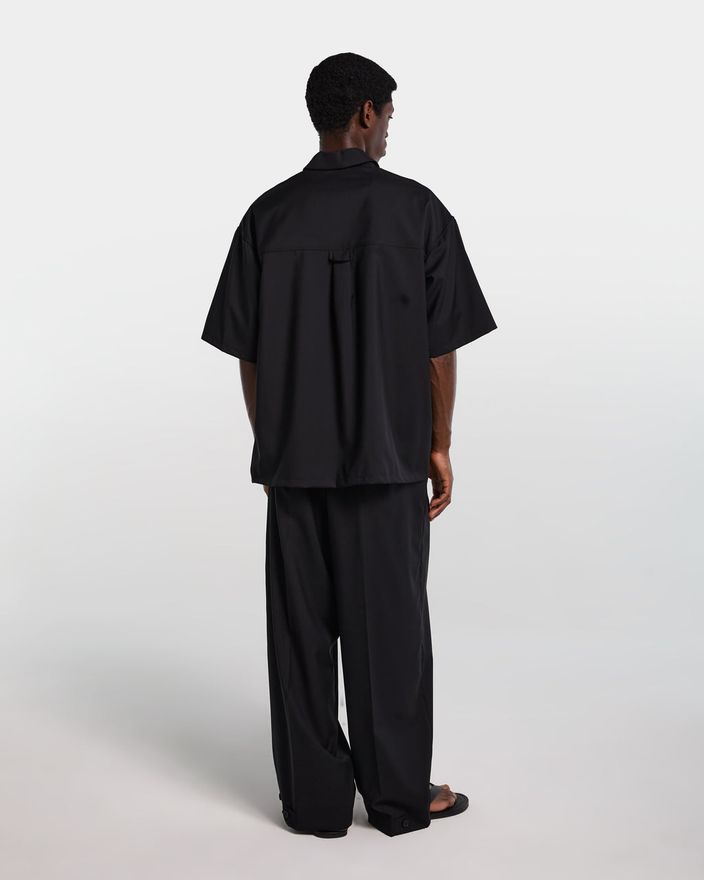 Pantalone nero in frescolana
