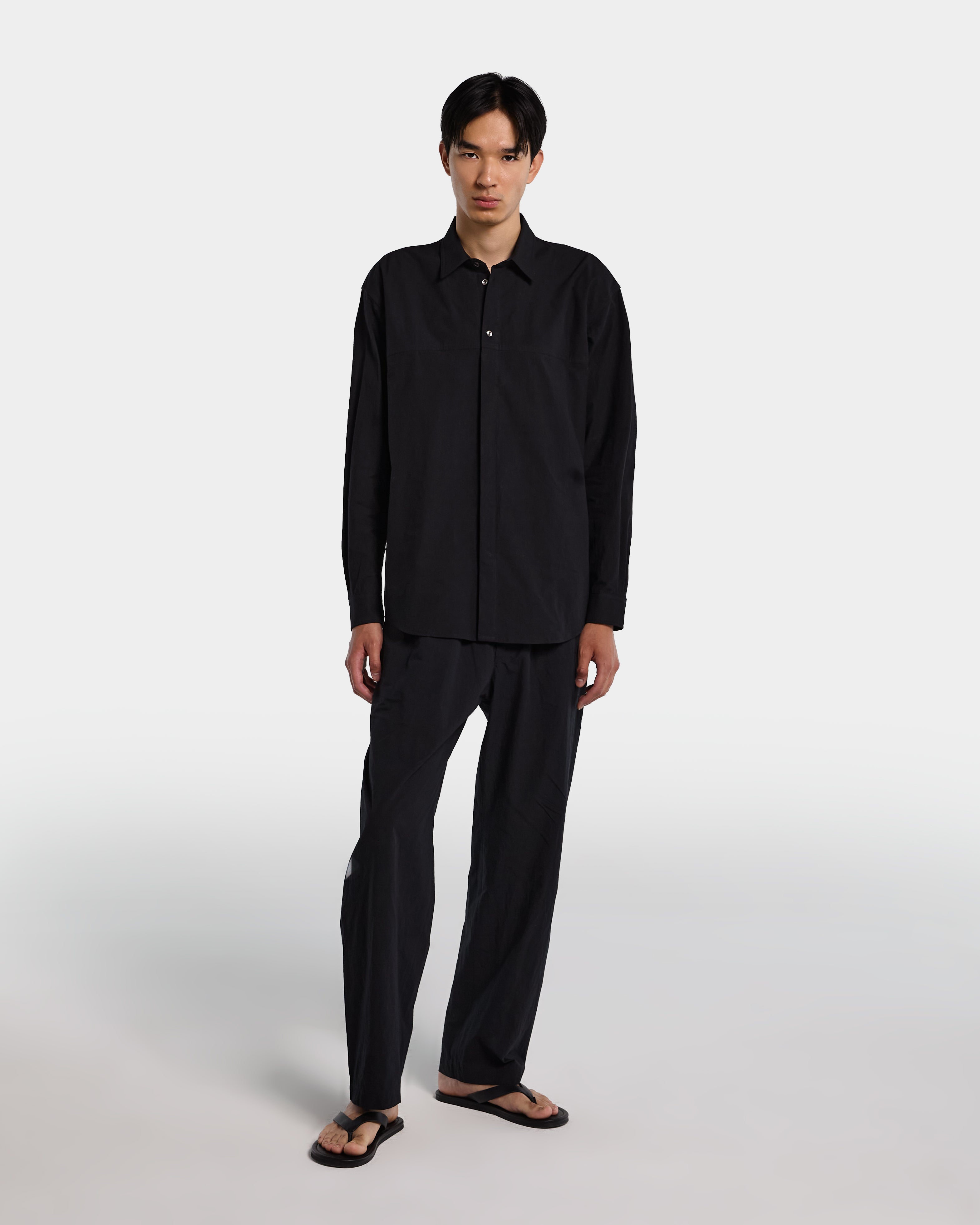 Overshirt nera in popeline di cotone