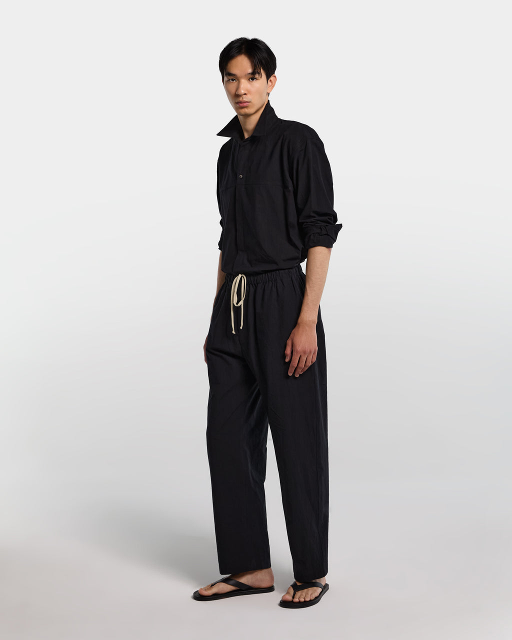 Pantalone loose fit in popeline di cotone nero