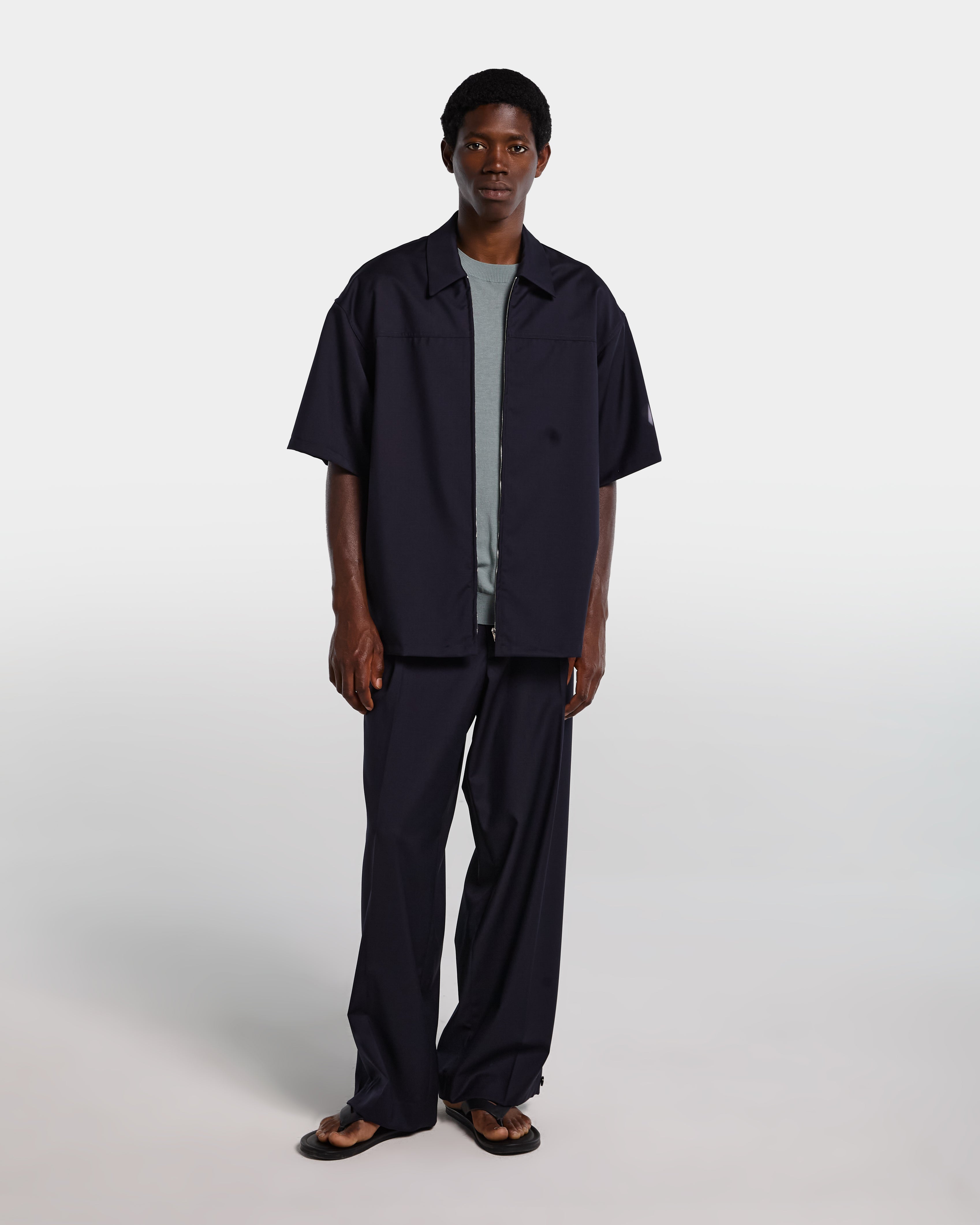 Camicia in frescolana blu navy con zip
