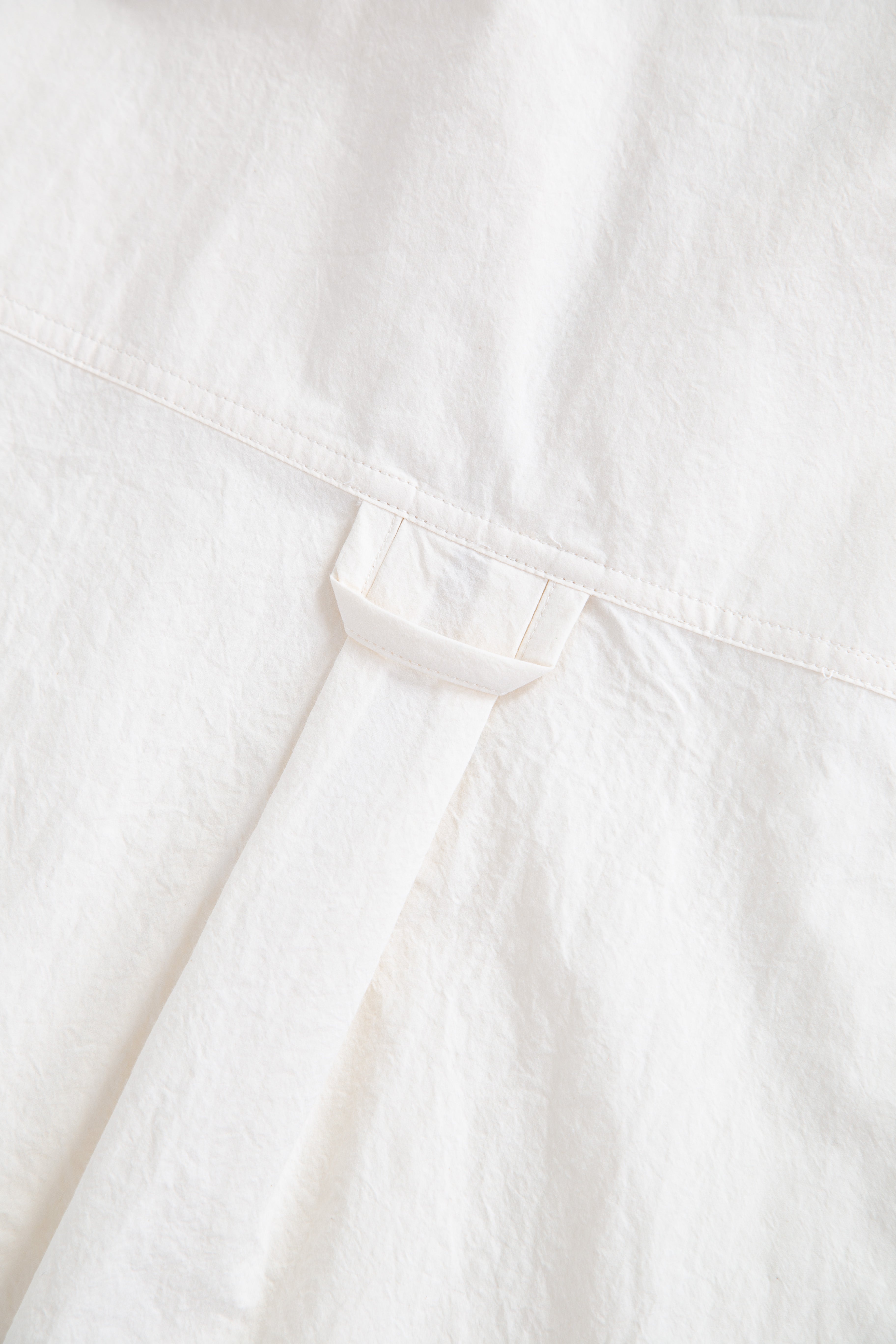 Camicia in popeline panna con zip e maniche corte